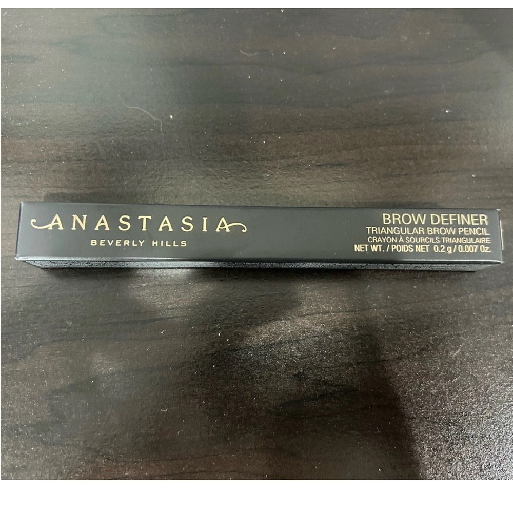 Anastasia Beverly Hills Brow Definer Triangular Brow Pencil-Medium Brown N…